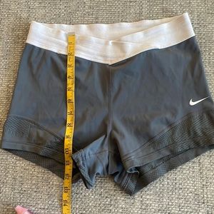 GUC Nike Volleyball shorts!
